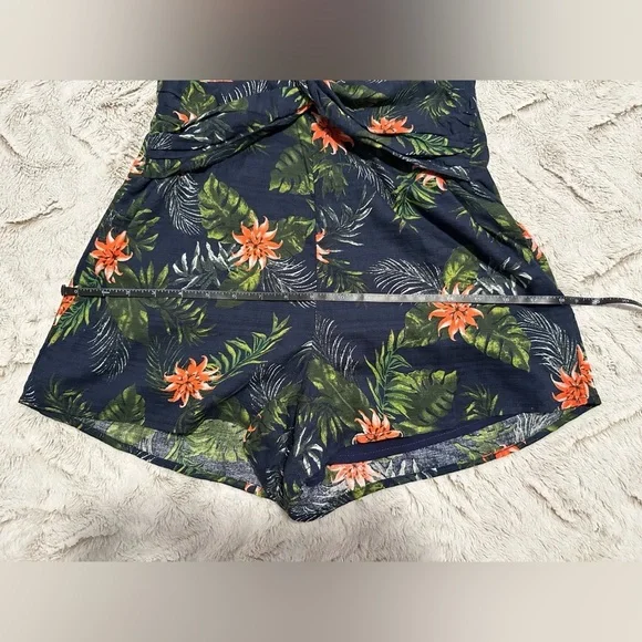 Everly Tropical Floral Romper - Picture 10 of 15